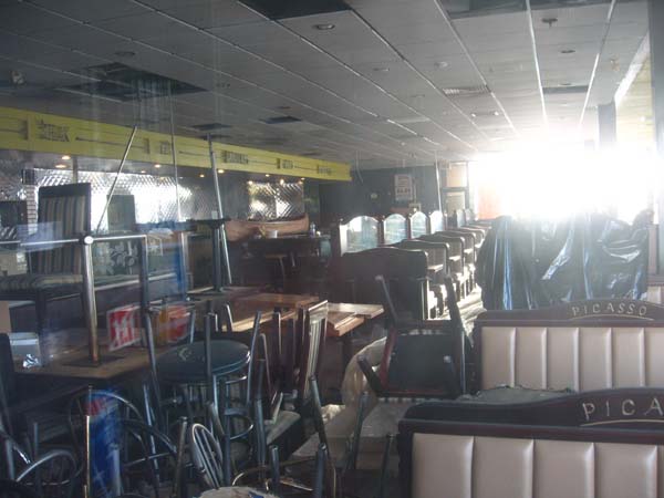 Lens flare as the sun sets on Picasso.